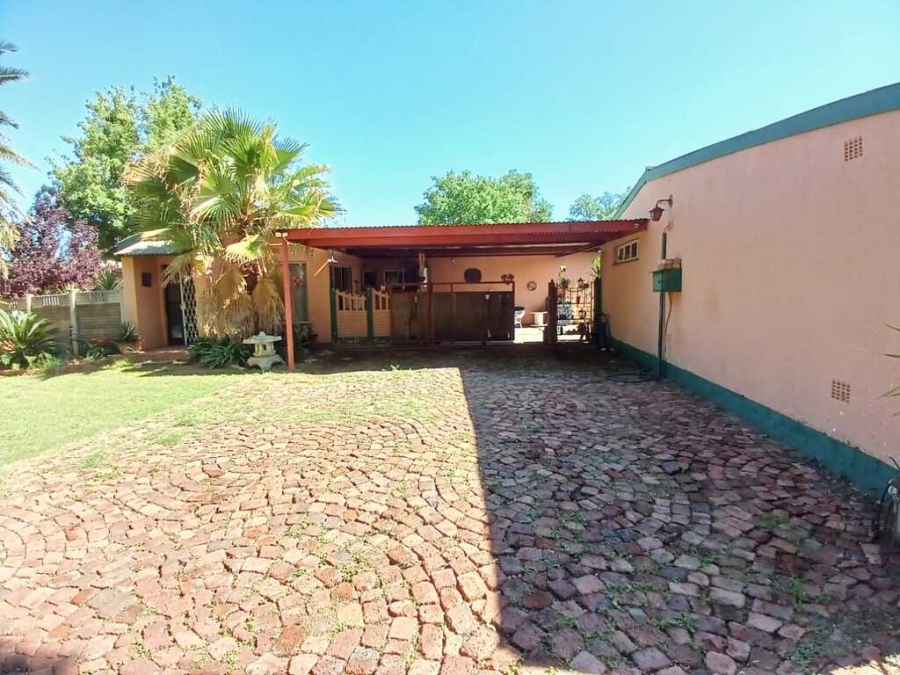 3 Bedroom Property for Sale in Sasolburg Ext 12 Free State